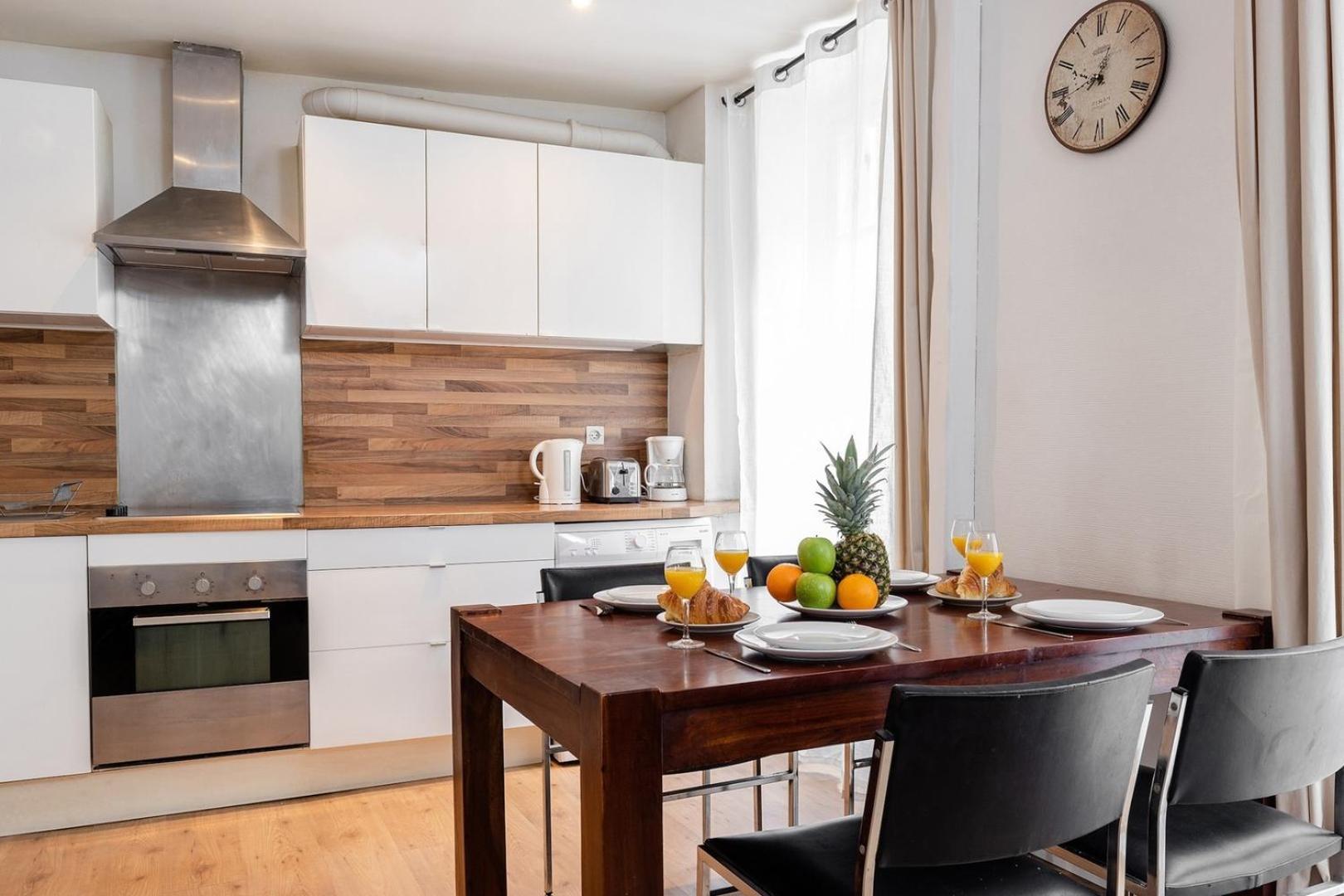 Bnbnook - Elegant 1br Near Champ De Mars & Eiffel Apartment Paris